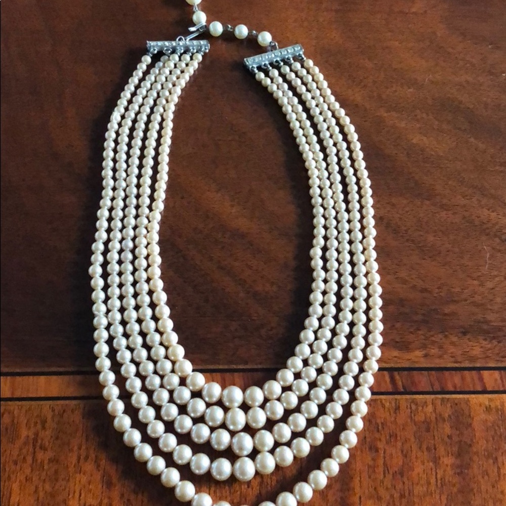 Truly exceptional vintage pearl necklace